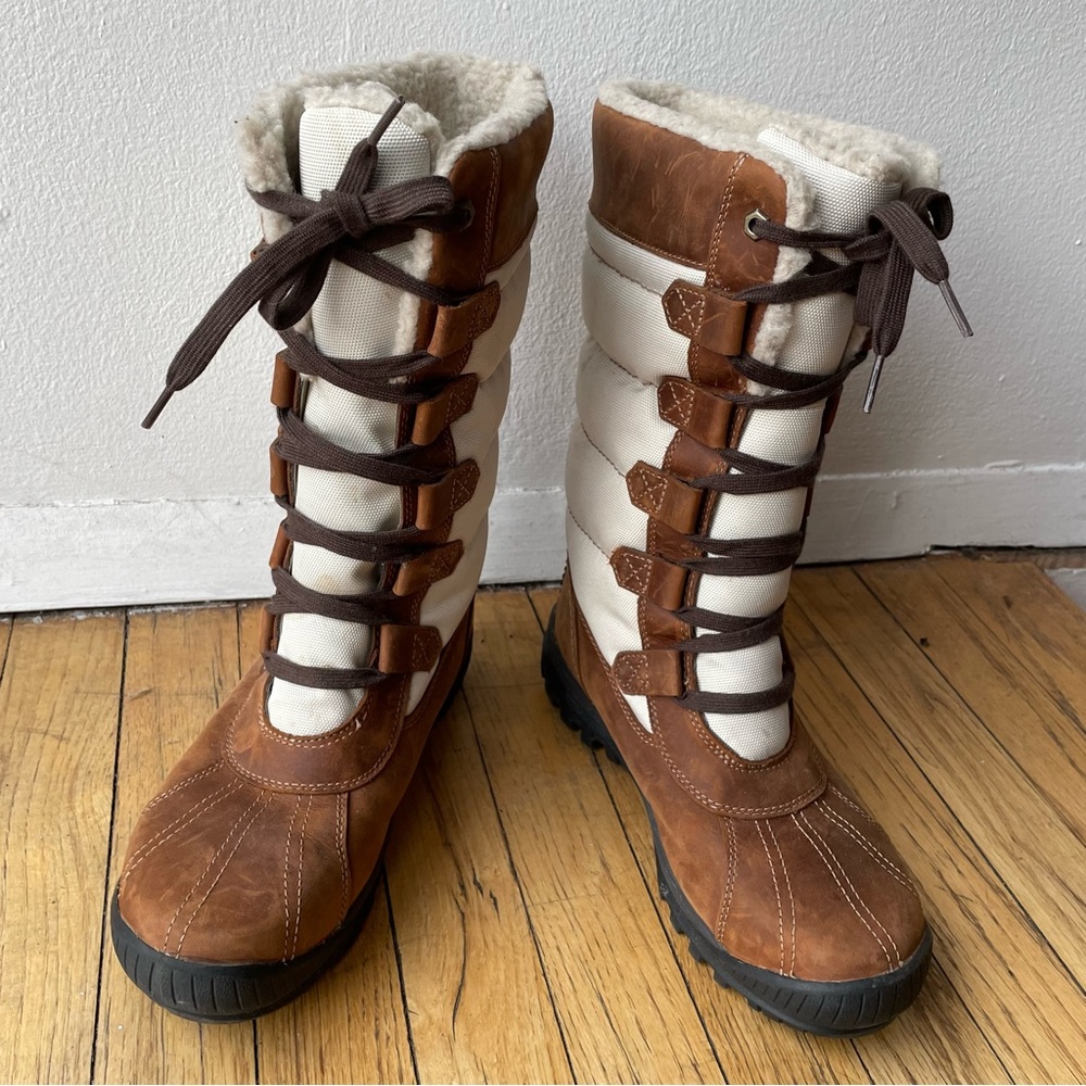 Women’s Timberland Snowboots 7.5